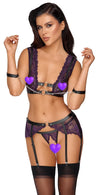 Lilafarbenes Straps-Set aus Bralette, Strapsgurt und String mit Handfesseln von Cottelli BONDAGE – Ansicht 2