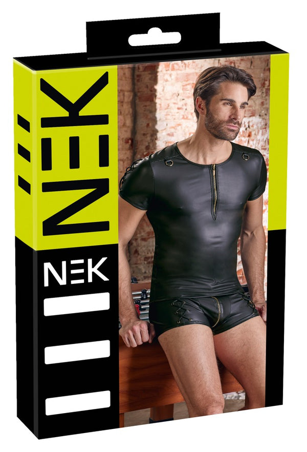Schwarzes Herren-Shirt im Mattlook mit D-Ringen und Schnürungen von NEK