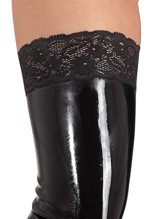 Schwarze oberschenkellange Latex-Strümpfe mit Abschluss in Spitzenoptik von Late X – Ansicht 4
