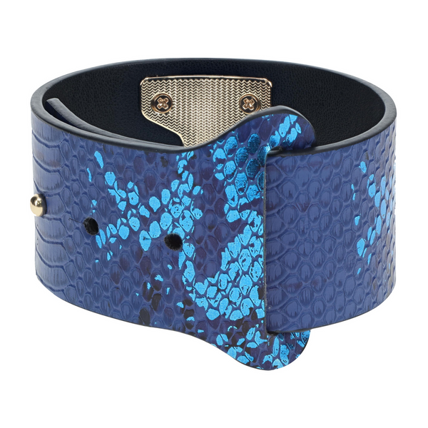 Blaues glanzvolles Accessoire mit edlen schimmernden Metallakzenten von Ouch! by Shots – Ansicht 5