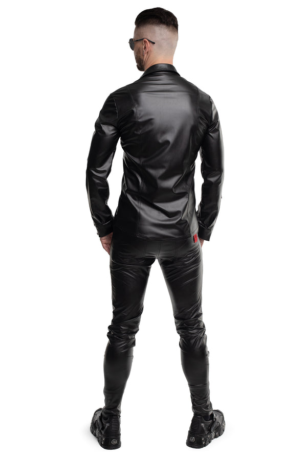 Schwarzes provokantes figurbetontes Wetlook Langarmshirt mit glänzenden Metalldetails | Regnes Fetish Planet