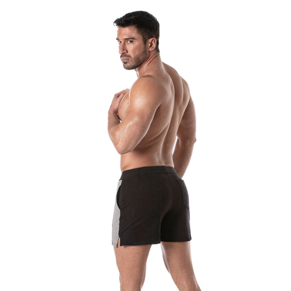 Fussball Shorts - Bequeme Mid-Thigh Shorts mit Kontraststreifen, Schwarz | TOF Paris