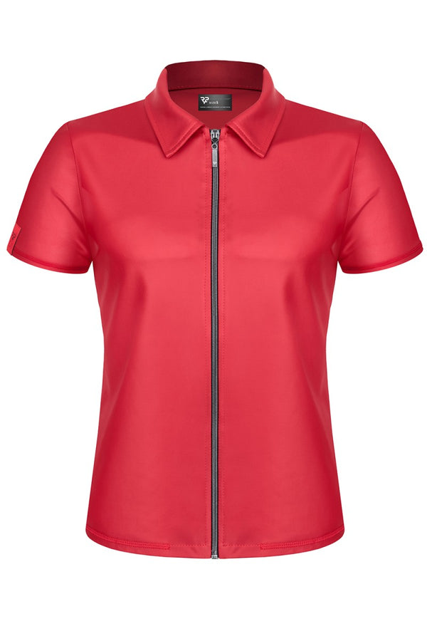 Rotes verführerisches Wetlook Poloshirt mit dunklem Reißverschluss von Regnes Fetish Planet – Ansicht 2