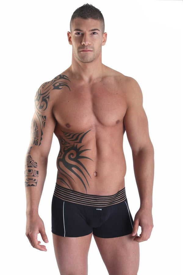 Schwarze erotische Boxer Short aus anschmiegsamem weichem Material von LOOK ME