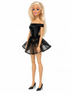 Sammlerpuppe Midnight Bloom Black von Noir Handmade im schwarzen schulterfreien Minikleid mit ausgestelltem Tüllrock, Seitenansicht