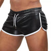 Pilot Shorts, Schwarz - Retro-Shorts mit perforiertem Stretch-Material | TOF Paris