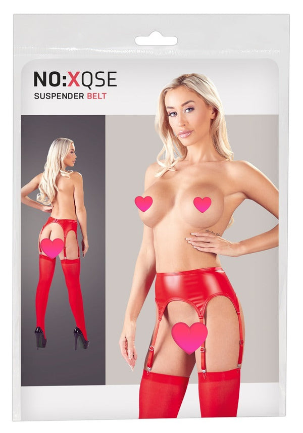 Roter Strapsgurt im Mattlook mit Metallteilen und passenden Strümpfen von NO:XQSE