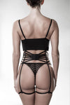 Verführerisches 3-teiliges Lingerie-Set mit Strumpfhalter | Grey Velvet