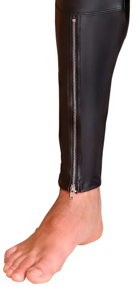 Schwarze schmale Herren-Hose im Mattlook mit Zip- und Nieten-Details von NEK – Ansicht 6