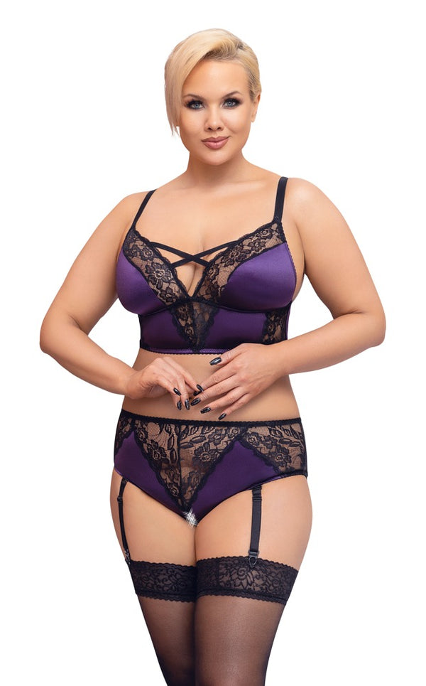Lilafarbenes sündiges Dessous Set aus Satin und edler Spitze von Cottelli CURVES – Ansicht 2