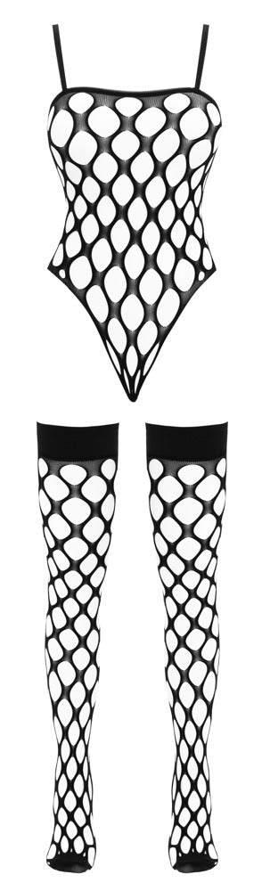 Schwarzer aufregender großmaschiger Stringbody mit halterlosen Netzstrümpfen von Fantasy by Cottelli – Ansicht 4