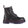 8-Loch Plateau-Stiefeletten aus schwarzem Leder mit violetter Sohle | Aderlass