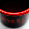 Schwarze Emaille-Tasse im Vintage-Stil mit rotem Aderlass-Schriftzug 350ml Schwarz | Aderlass