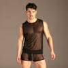 Sheer Mesh Tanktop Schwarz von KYNX: schwarzes Mesh Tanktop für Herren mit Rundhals, Vorderansicht am Model