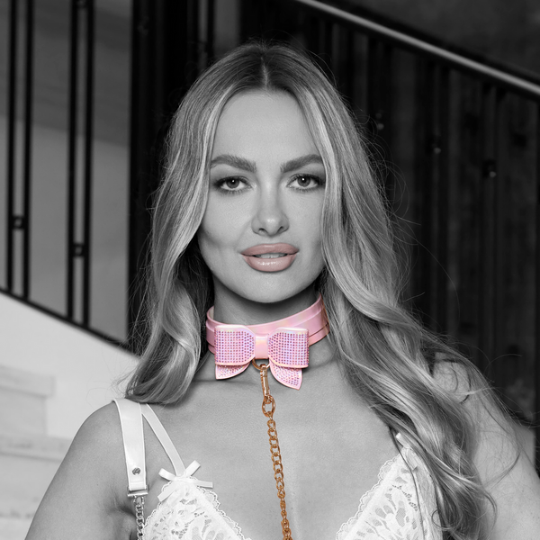 Pinkes aufregendes glamouröses Halsband mit passender eleganter Führleine von Ouch! by Shots