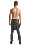 Herren Asymmetrischer Rock mit vertikalen Falten und Gürteldetails | Regnes Fetish Planet