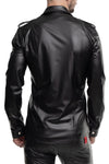 Schwarzes provokantes figurbetontes Wetlook Langarmhemd mit markanten Schulterklappen und Reißverschluss | Regnes Fetish Planet
