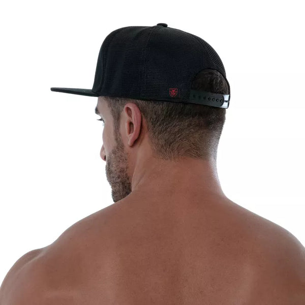 Schwarzblaue Circuit Cap im urbanen Streetstyle Look von TOF Paris – Ansicht 3