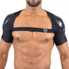 Schwarzes futuristisches Harness mit Schulterpolstern für aufregende Clubnächte von TOF Paris
