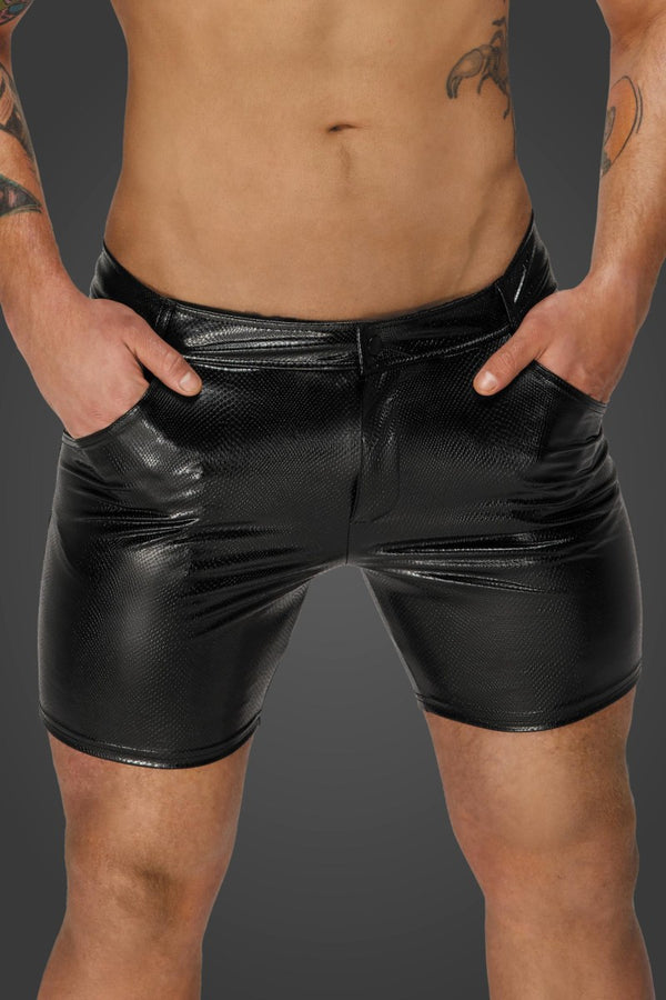 Herren Shorts im Schlangen Wetlook mit Knopf und Reißverschluss von Noir Handmade Men – Ansicht 4