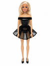 Sammlerpuppe Midnight Bloom Black von Noir Handmade im schwarzen schulterfreien Minikleid mit ausgestelltem Tüllrock, Vorderansicht
